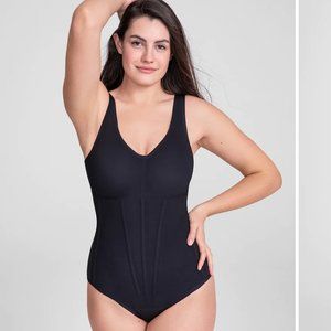 NWT Honeylove Boldness Bodysuit | Jet Black | Small